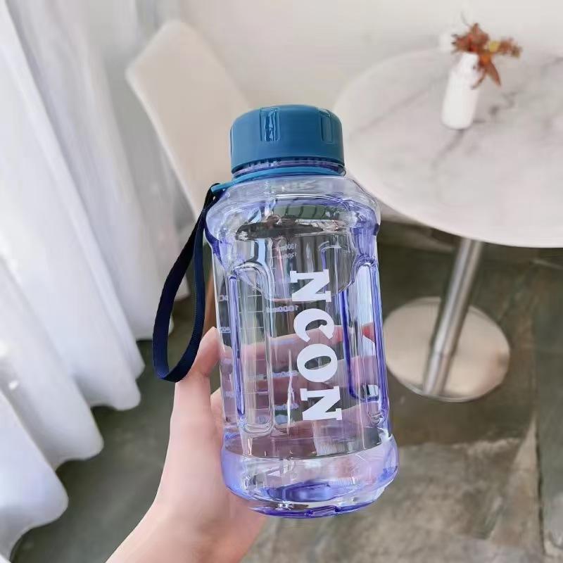 Simple Large Capacity Water Cup Heat-resistant Portable Plastic Cup Anti Drop Lifting Rope Outdoor Sports and Fitness Space Cup