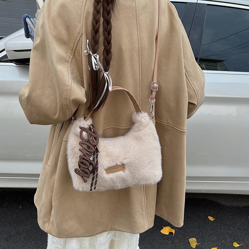 Autumn and Winter Plush Handbag, Handbags and Fashionable Crossbody Bag