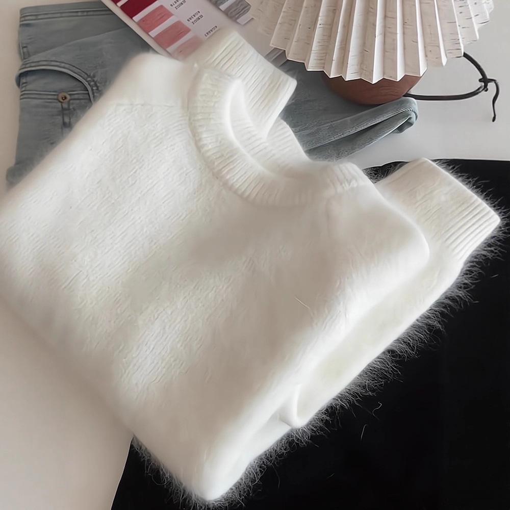 Korean Style Soft & Fluffy Women's Pullover Sweater - Autumn/Winter Knitwear, Loose Fit, Milk-Toned, Round Neck, Thickened Inner Layer