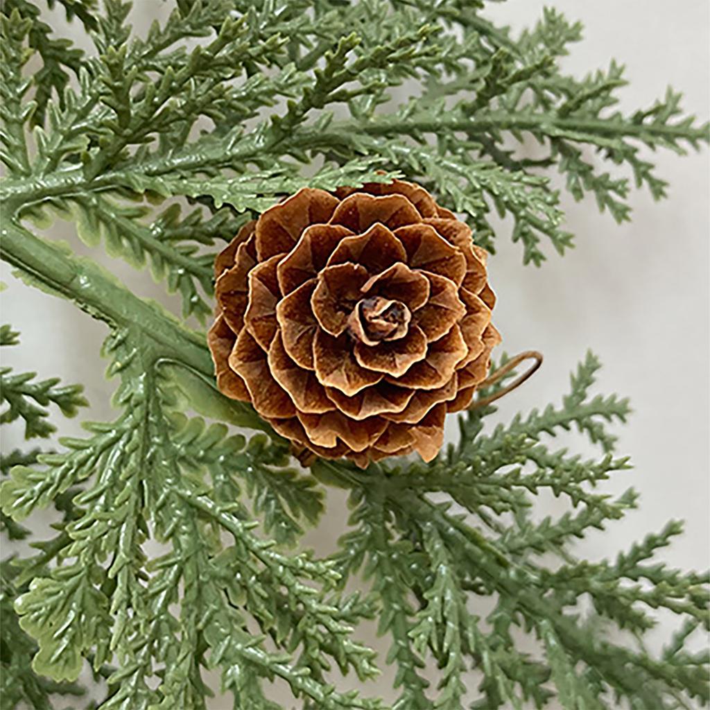 Berry And Pinecones Swag , Artificial Needle Wall Hanging Christmas Pentagram Interior Wall Hanging Green Plant Interior Decoration