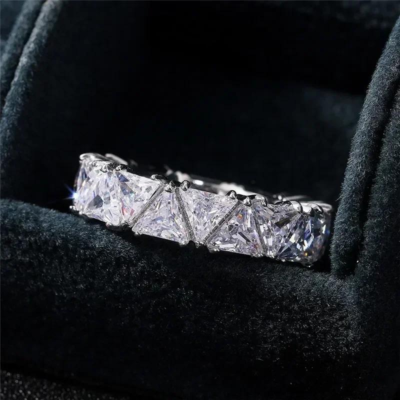 Nuova Fede Nuziale di Lusso Anelli di Promessa per Donna Design Unico Triangolare con Zirconia Cubica Alta Qualità Gioielli alla Moda Dropshipping