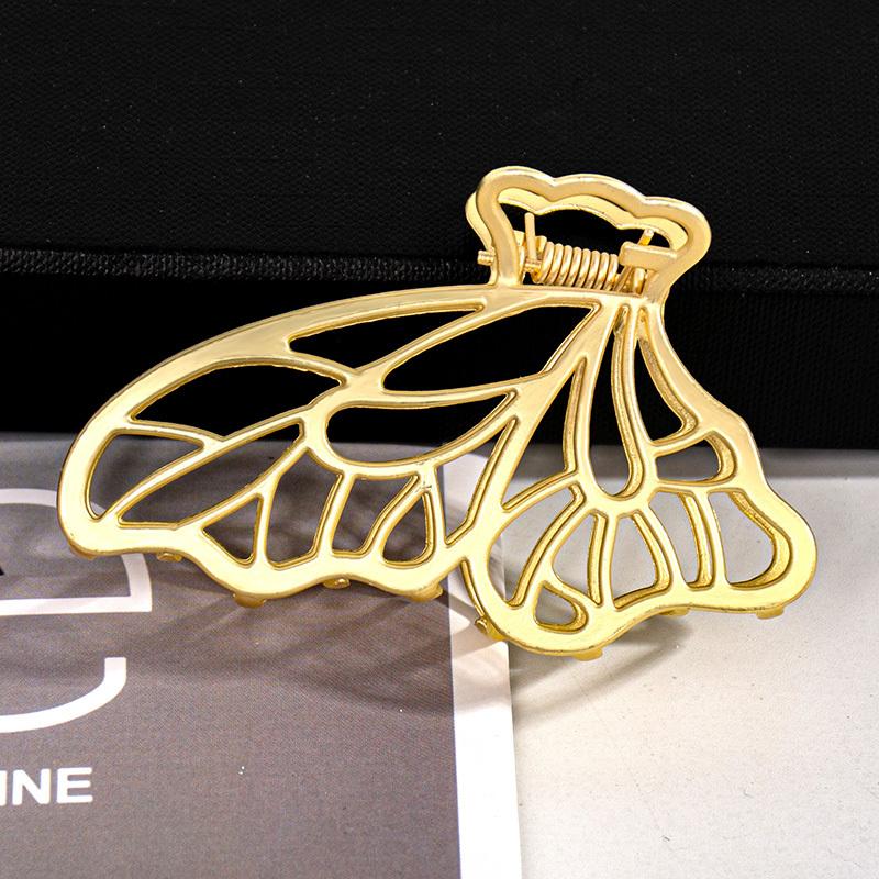 Punk Mattgold Metall Haarspangen Damen Kopfschmuck Mode Geometrisch Schmetterling Herz Krabbenklemme Für Dickes Haar Accessoires