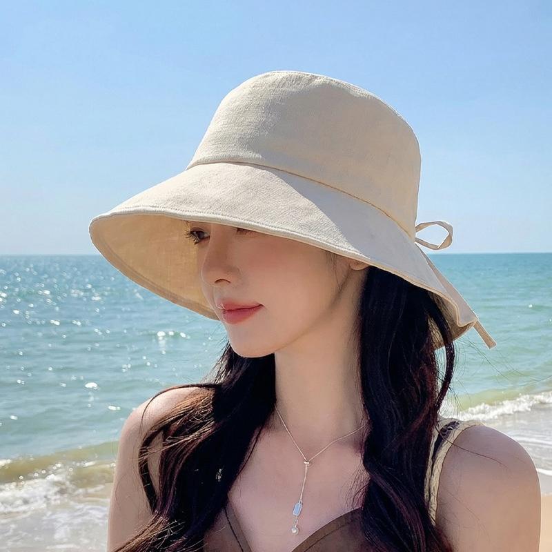 UV Blocking Wide-brimmed Sun Hat for Women Lightweight Foldable with Bow for Boating Adventures