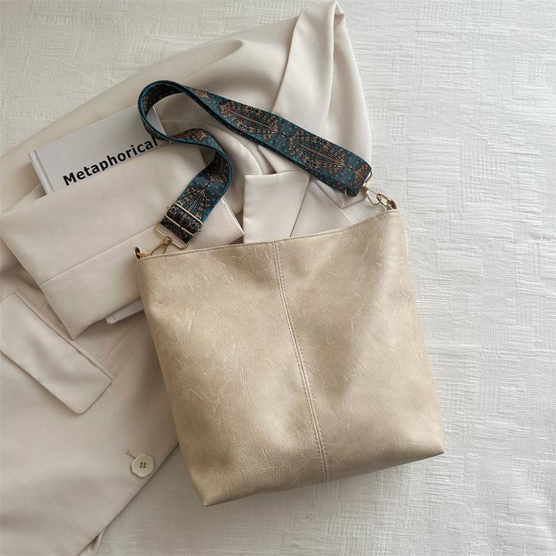 2024 Spring New Fashion Street Tide Large Capacity Casual Shoulder Diagonal Crossbody Tote Bag Women's Bag