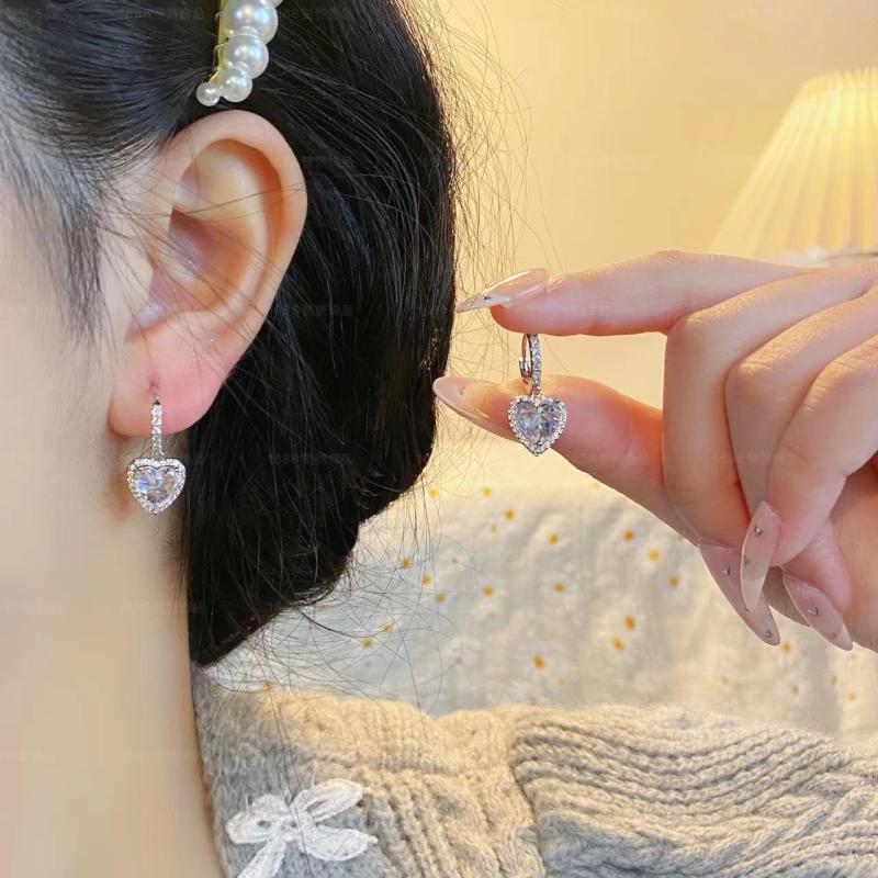 New Luxury Sparkling Inlaid Zirconia Geometric Women'S Earrings Personalized Trend Party Jewelry Accessories