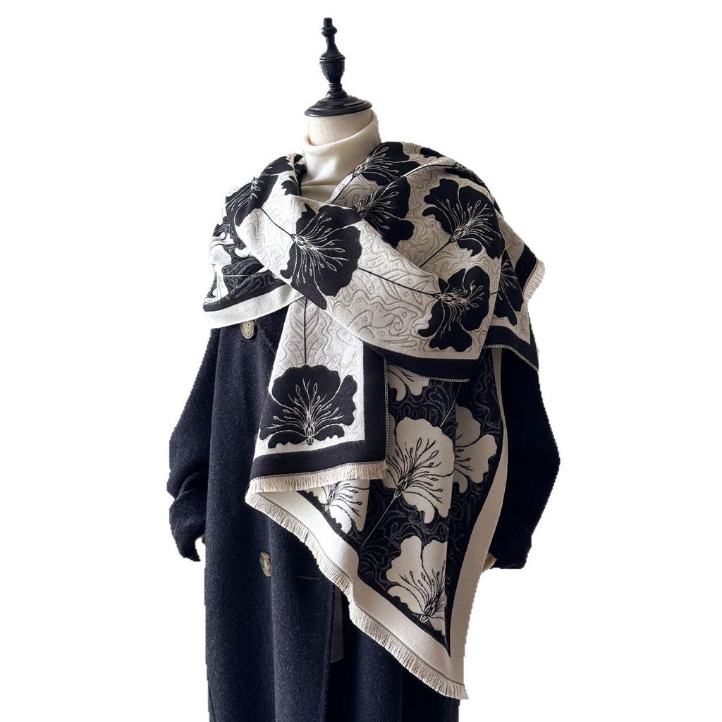 Französischer eleganter Kaschmir-Imitat-Blätterschal, Pendler-Temperament, modisch, hochwertig, vielseitig, schlichte Oberbekleidung