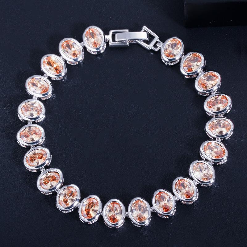 Bijoux Populaires, Bracelet Élégant Atmosphérique, Incrusté de Zircon Aaa Plaqué Platine Bijoux pour Femmes.