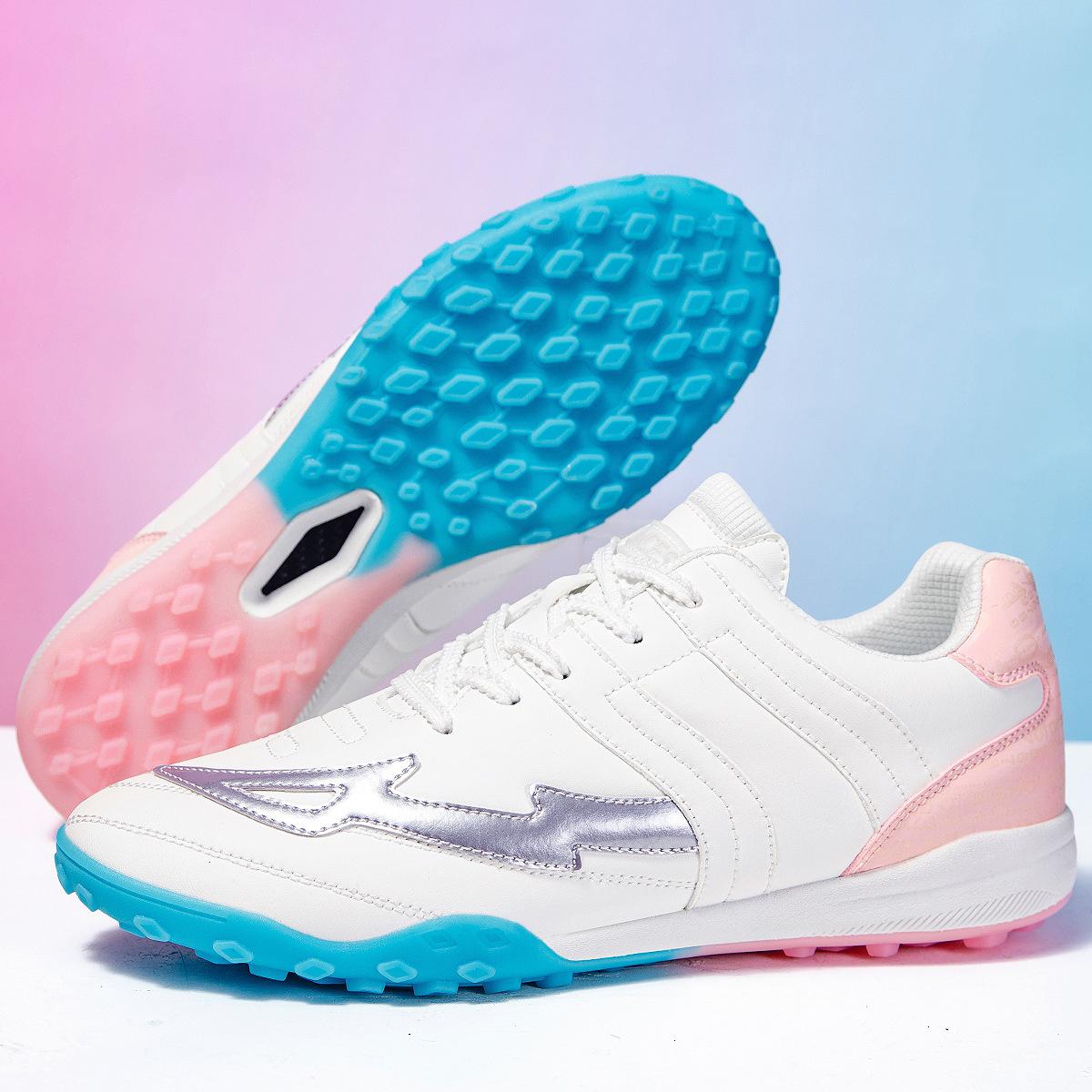 

New football shoes futsal fashion football shoes comprehensive training shoes large size indoor wooden floor football shoes 46