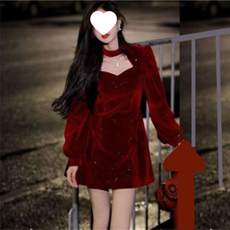 Hepburn Style Red Christmas Dress with Gold Velvet Lining