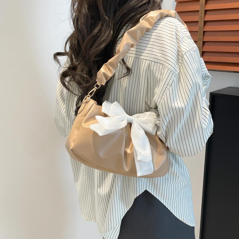 Diesjährige beliebte kleine Tasche Damen 2025 neue Mode lässige Kette Crossbody niedliche Schleife Schulter Achselhöhle Tasche