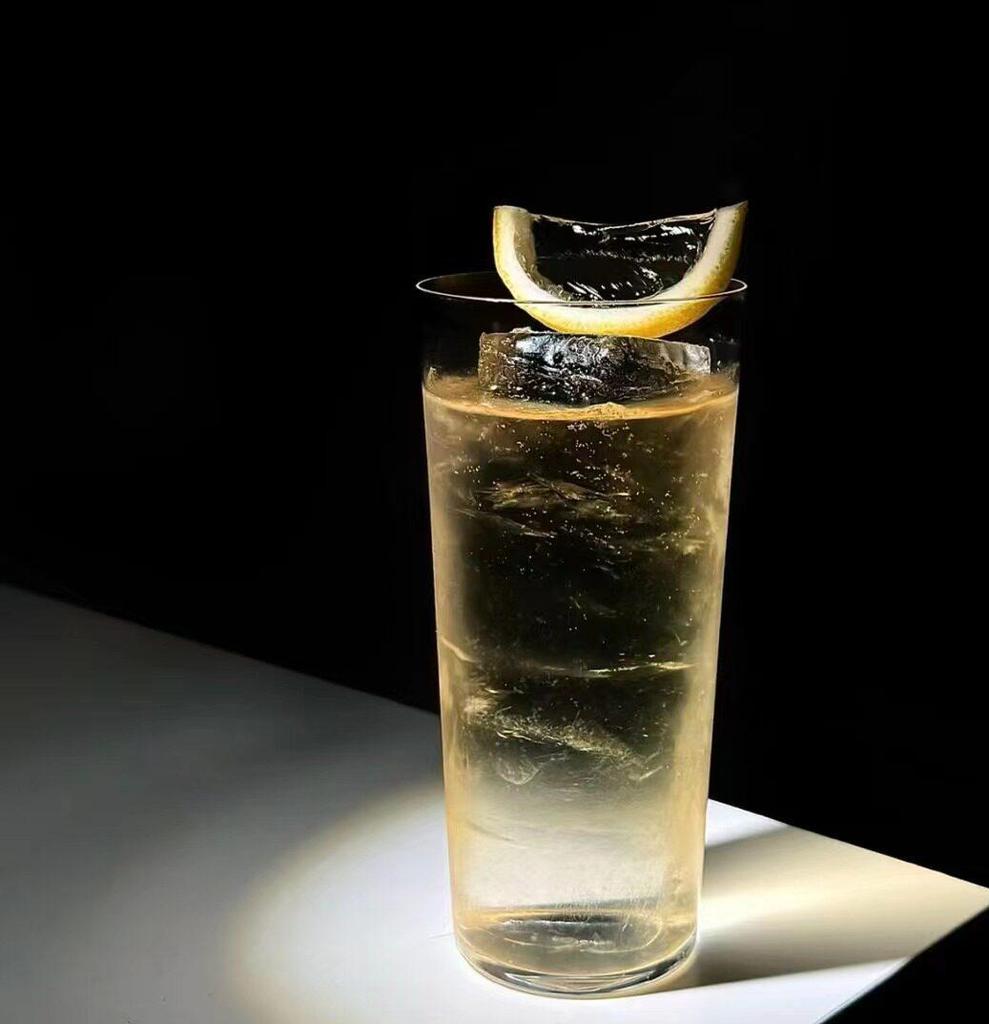 Creative Japanese Thin Collins Glass – Lead-Free Highball Cocktail, Gin, and Tonic Glass