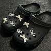Charms de Chaussures Style Nœud DIY Pour Sabots Claquettes Sandales Chaussures de Jardin Décorations Ensemble de Charms Accessoires Cadeaux Enfants
