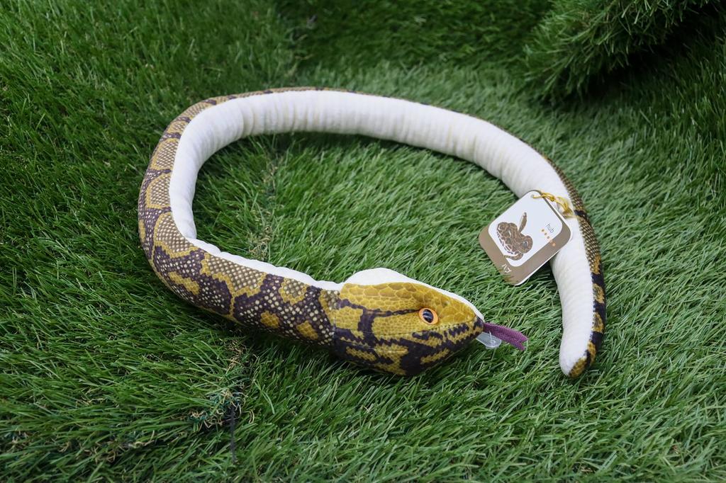 Takeoff Hub S Realistic Snake Stuffed Toy