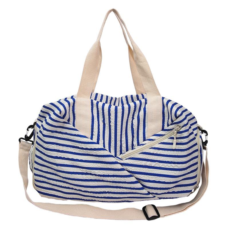 Large-capacity short-haul travel bag New handbag Dry and wet separation Sports messenger fitness bag Luggage boarding