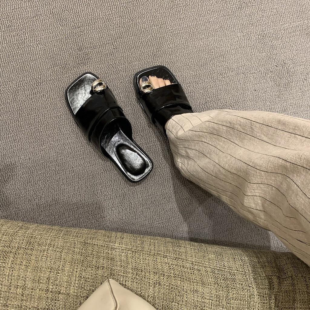 Cowhide version~ French metal buckle pleated wide one-word set toe slope heel sandals women's summer thick-soled one-pedal slippers