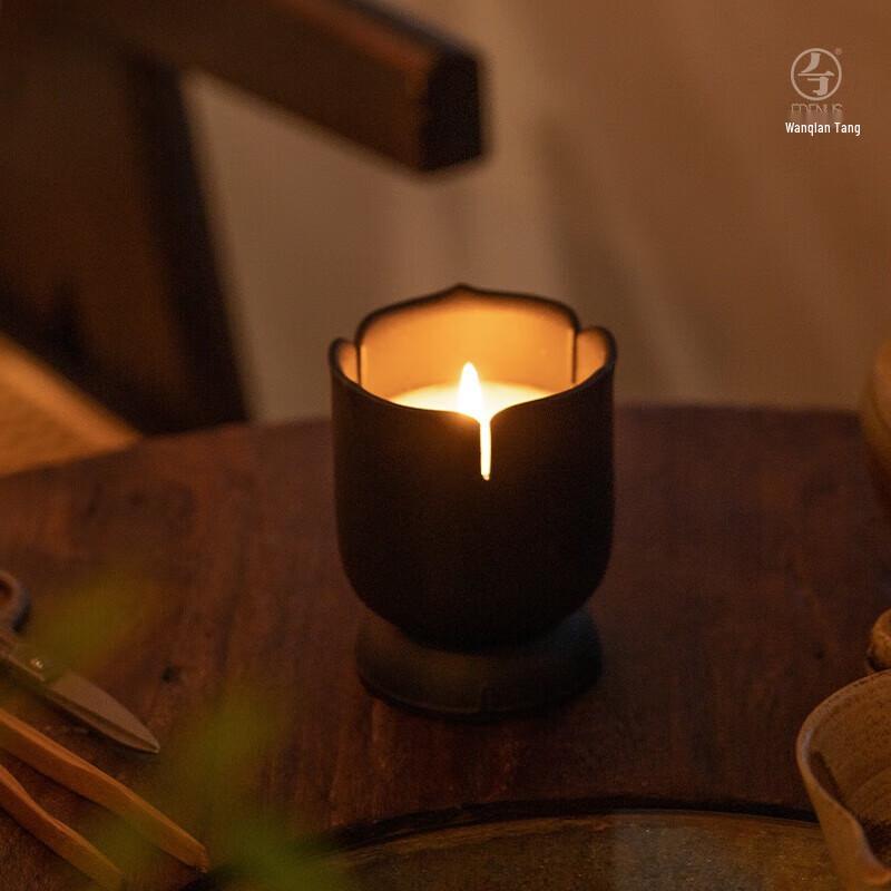 Edenus Ceramic Scented Candle