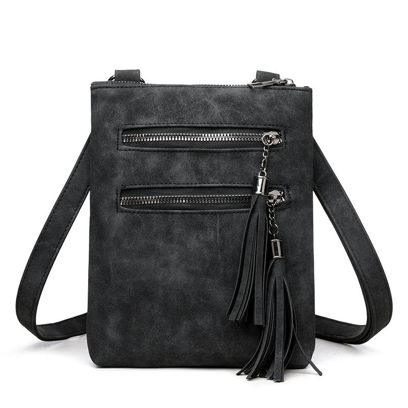 

Женская сумка через плечо с несколькими карманами на молнии чёрный