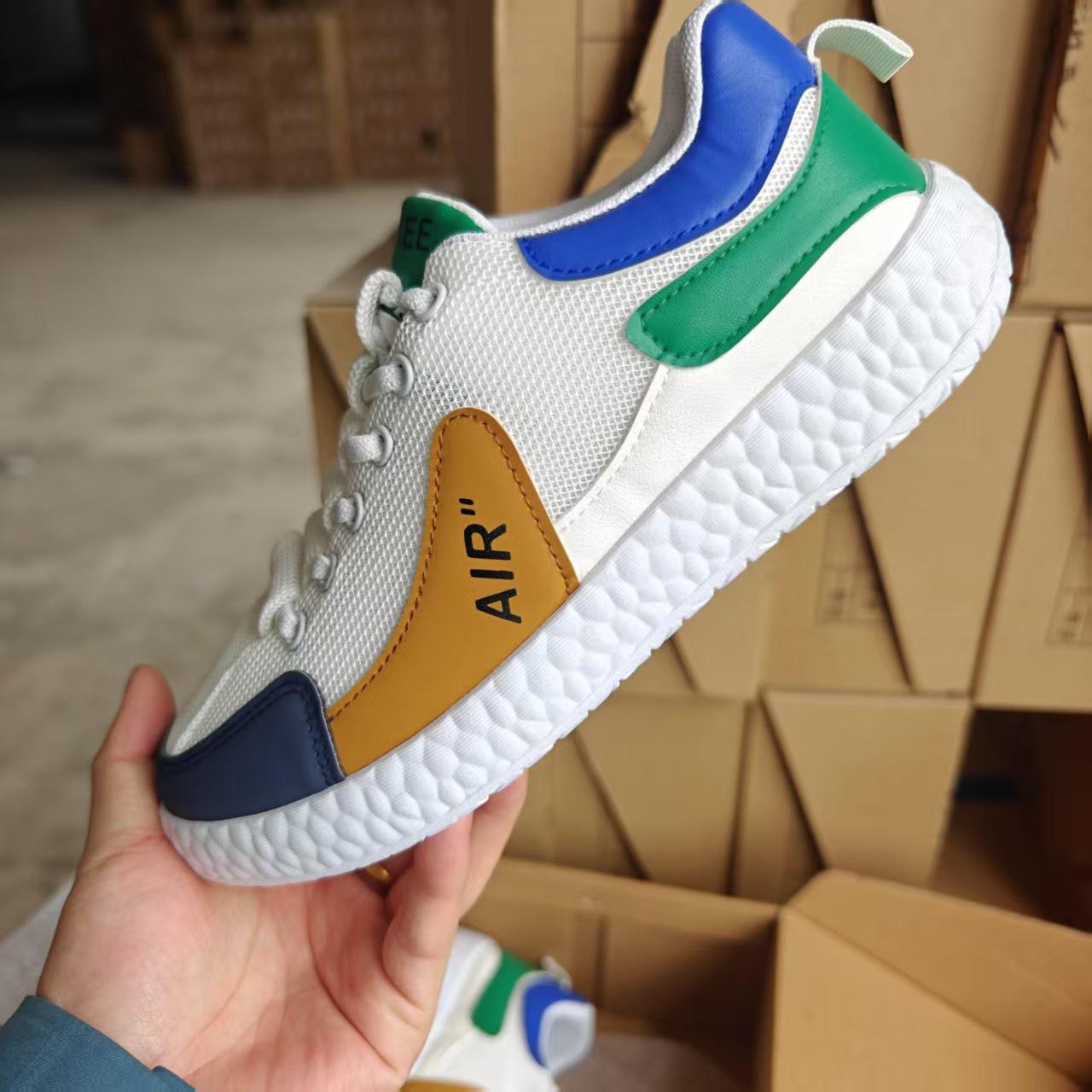 

Сетчатые дышащие мужские туфли 2025 года, весна-лето, новые повседневные туфли для сноуборда, удобные и универсальные туфли с одной педалью, маленькие белые туфли 44 хаки