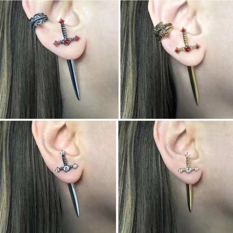 Gothic Sword Kinitial Ladies Stud Earrings Retro Crystal Diamond Dagger Earrings