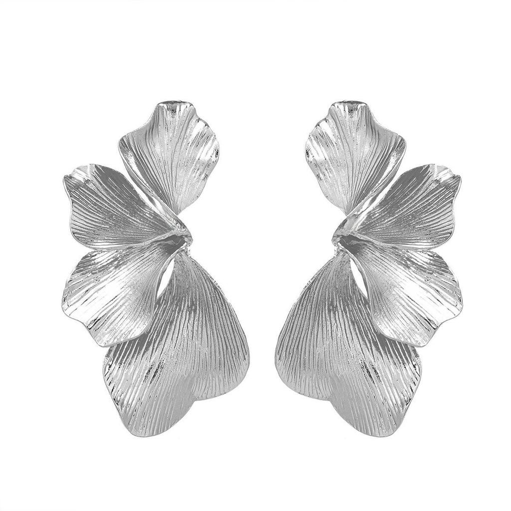 Spring Alloy Flower Earrings: Trendy European and American Style