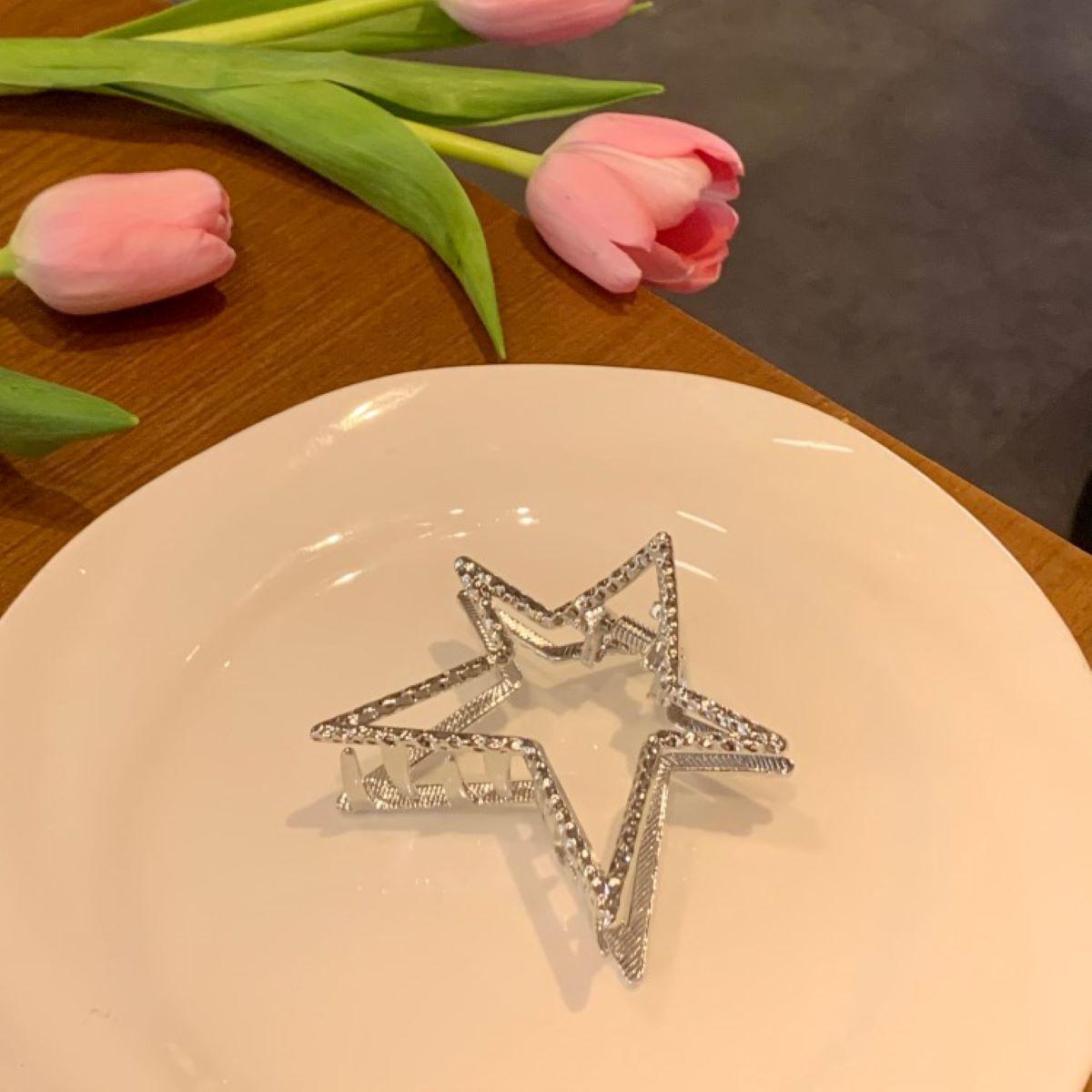 

Заколка-краб для волос в корейском стиле хай-энд со серебряной звездой для причесок «пучок» серебряный