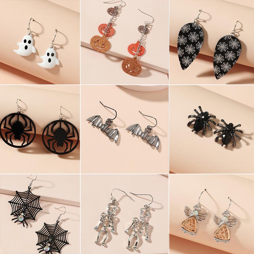 

Halloween Spider Skull & Pumpkin Bat Earrings: Unisex, Fun & Exaggerated