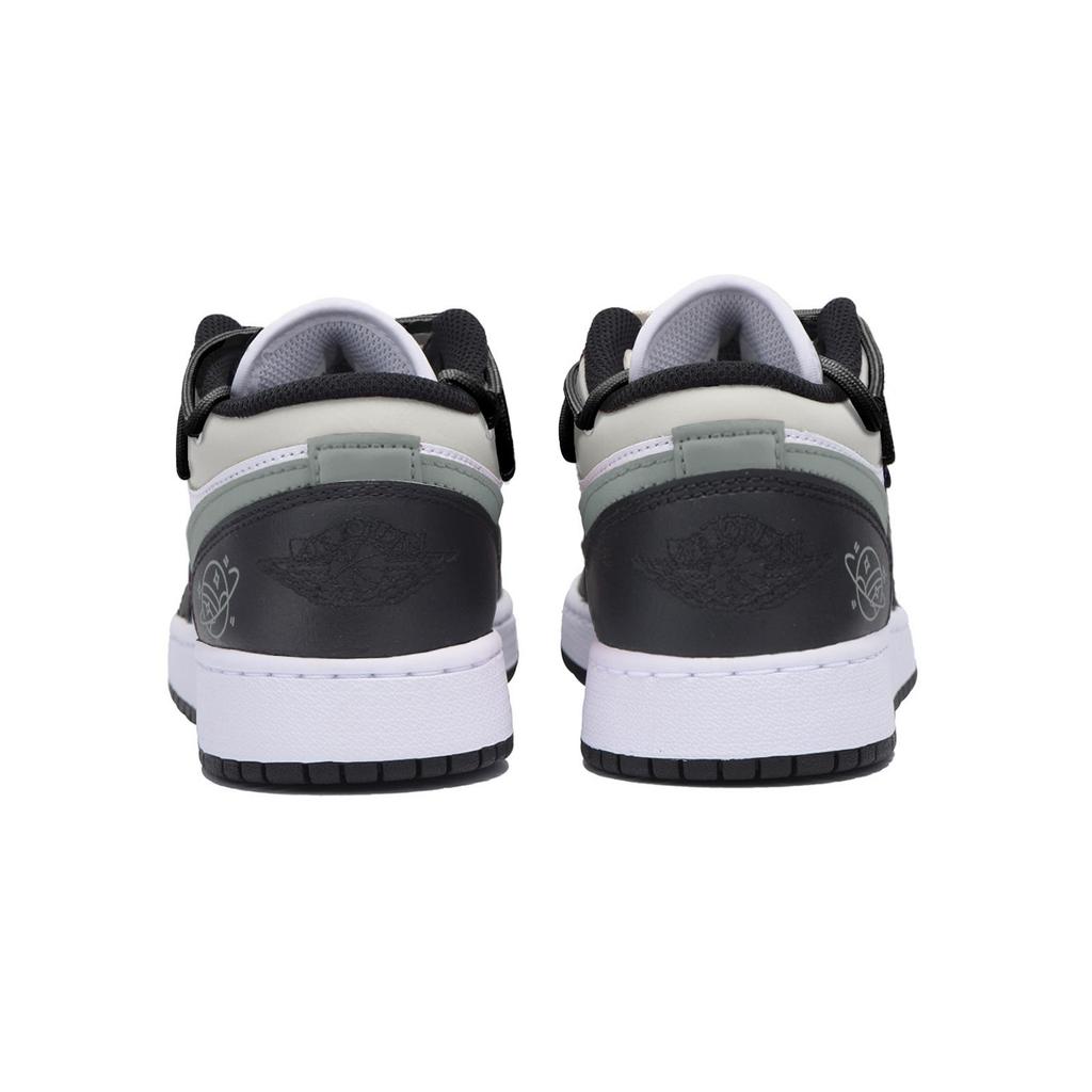 Jordan Air Jordan 1 Abrasion Resistant Low top Vintage Basketball Shoes Men's Black Gray 553558-131(Team85-)