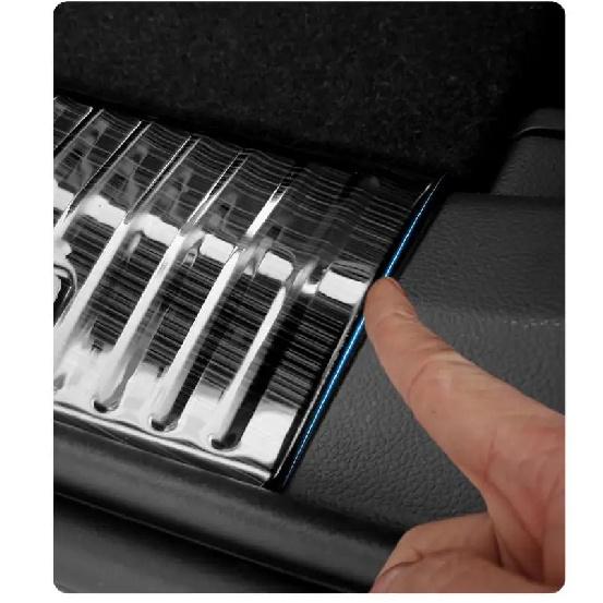 Trunk Guard Boot Protection Plate For Volkswagen Tiguan MK2 Car Threshold Guard Protective Bar Guards Stainless Steel