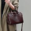 Bag women's autumn and winter new handbag large-capacity messenger bag leather high-end shoulder women's bag luggage
