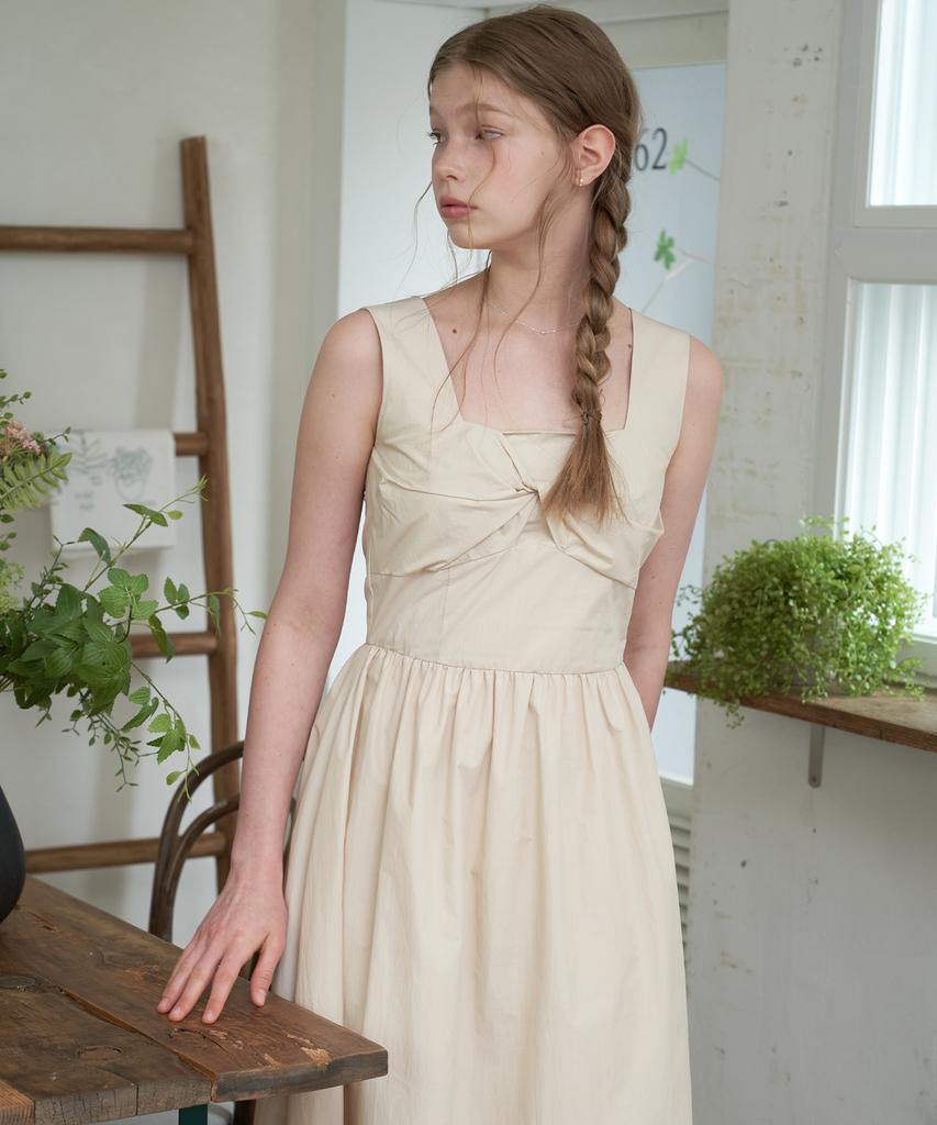 Peullobeu Twist Flare Dress_L/Be
