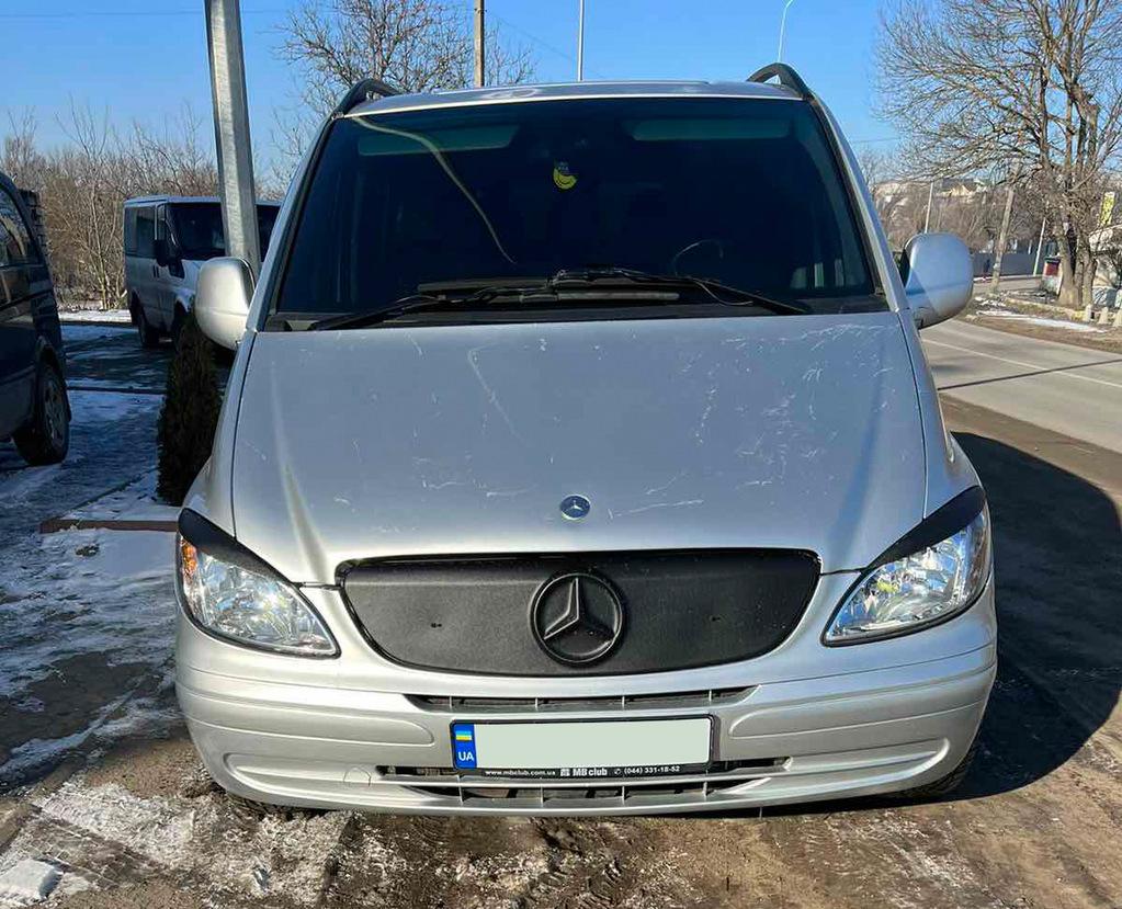 

Зимова накладка на решітку (2003-2010) Глянсова для Mercedes Vito W639