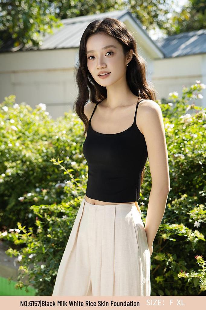 Ice Silk Seamless Camisole: Integrated Cup Strappy Tank for Women
