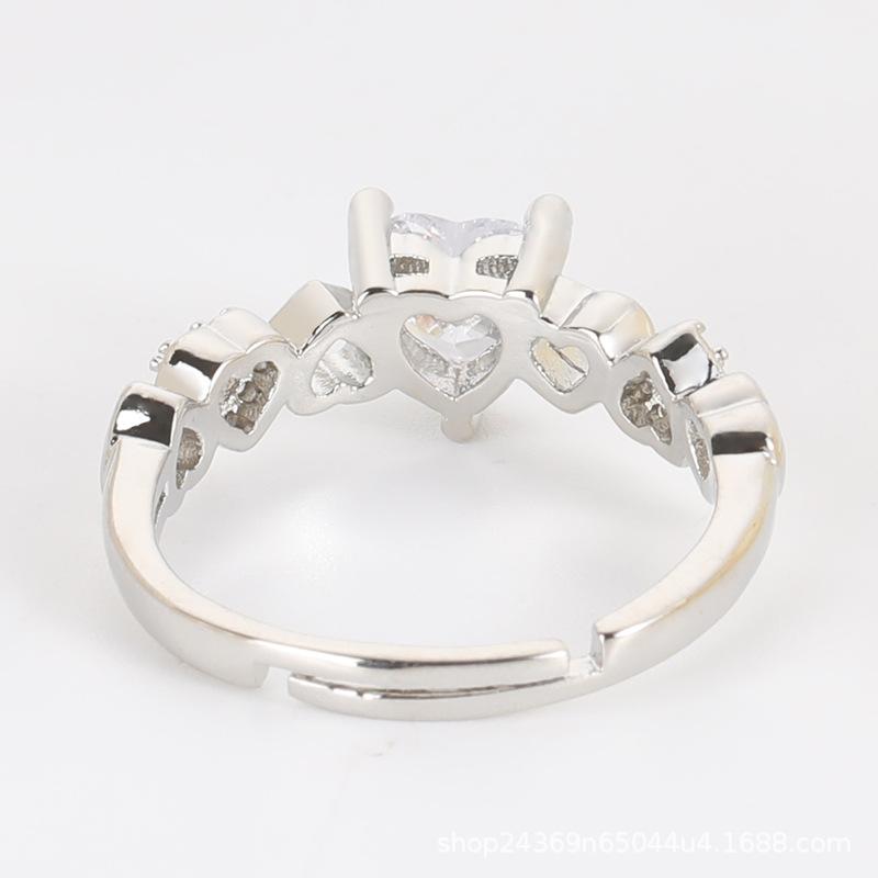 Small Crowd Design Sense Open Cut Love Finger Ring Female Heart Rings Personality Fashionable Fashionable Index Finger RingPersonality Finger Ring