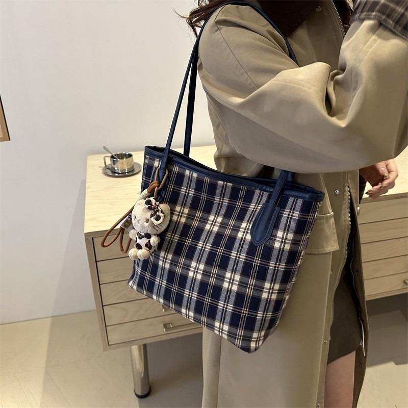 Niche Large-capacity Design Bags New Autumn and Winter Fashion Shoulder Bags Versatile Plaid Casual Tote Bags Are Available