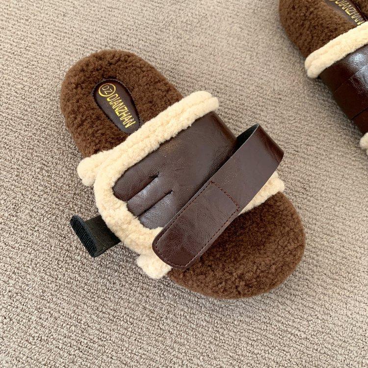 Premium thick-soled fluffy slippers women's 2025 autumn wear French retro casual flat-bottomed velvet half-drag cotton shoes