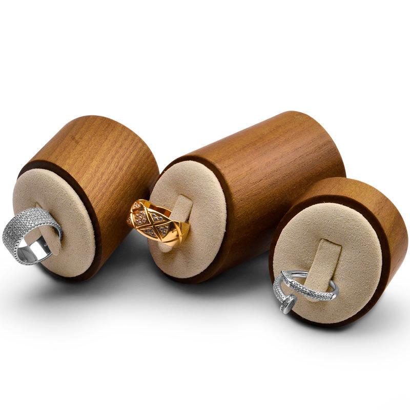 Solid Wood Ring Display Stand Creative Cylinder Slant Jewelry Props 3-Piece Ring Holder Set