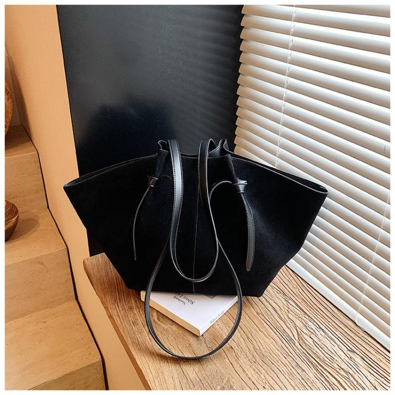 Retro Bag Women's Large-capacity New Autumn and Winter Versatile Single Shoulder Mother and Child Shopping Bag Commuter Tote Bag