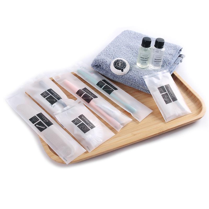 "Special Hotel Toiletries Set: Comb, Disposable Toothbrush with Toothpaste, Soft Bristles, Ideal for Homestays"