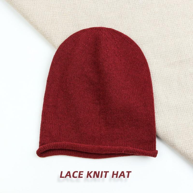 

Soft velvet autumn and winter new women s bag head, ear protection, warm and versatile leisure temperament solid color light board crimped knitted hat бордовый