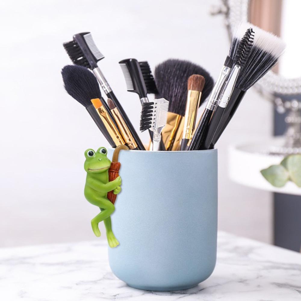 Green Atmosphere Umbrella Frogs Flower Pot Pendant Frogs Sculpture  Outdoor Home Decoration