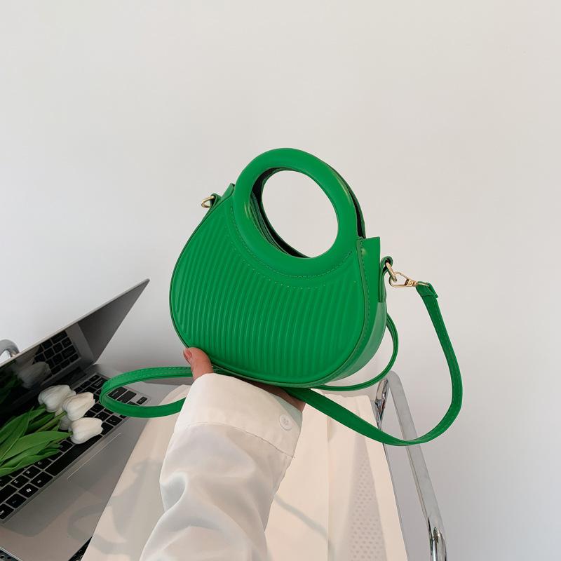 2025 New Spring Portable Shoulder Women's Bag Pleated Personalized Casual Messenger Bag Solid Color Design Bag Women