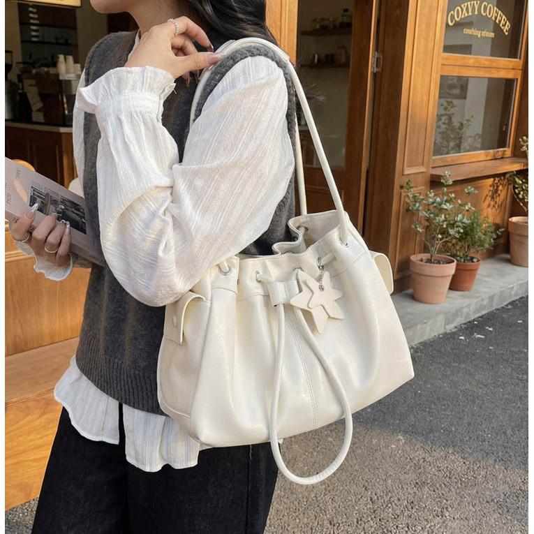 IELGY Drawstring Bucket Bag Fashion Casual Large Capacity Commuter Shoulder Messenger Bag