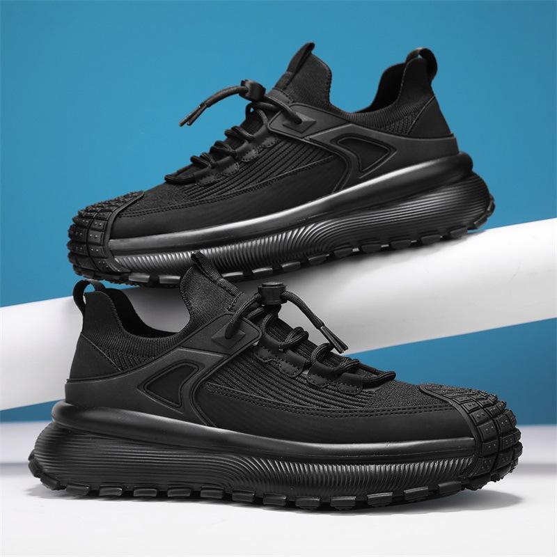 

Лето 2025 года, новые сетчатые мужские спортивные туфли, модные и стильные полностью черные мужские туфли, повседневная универсальная обувь 39