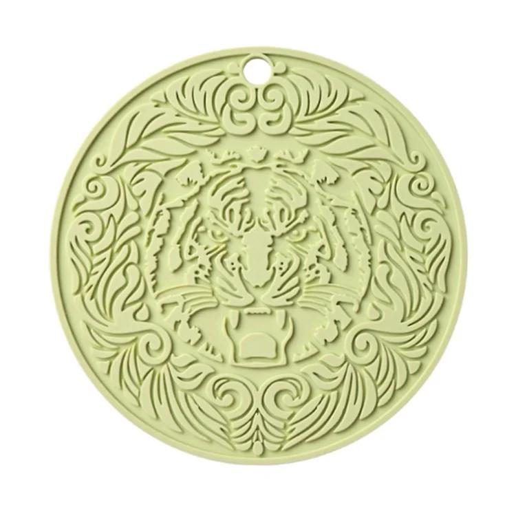 

17*17cm Tiger Pattern Round Silicone Heat Resistant Mat Dining Table Placemat