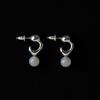 onill 05-14 Embrace (Earring)