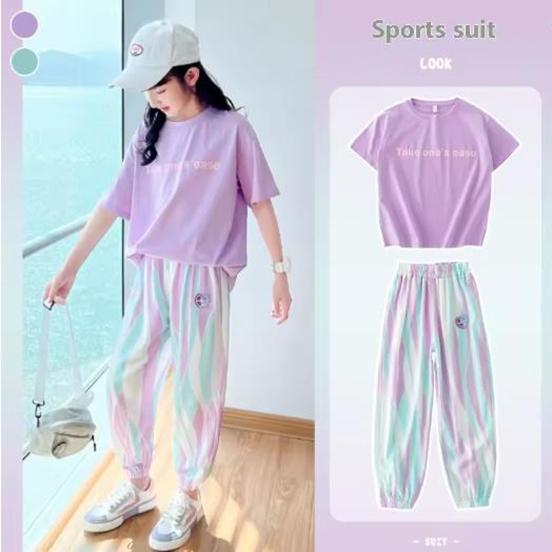 

Комплект для девочек: летняя футболка с коротким рукавом + шорты. Модный повседневный наряд. Детская модная одежда. Летняя одежда для детей. 140