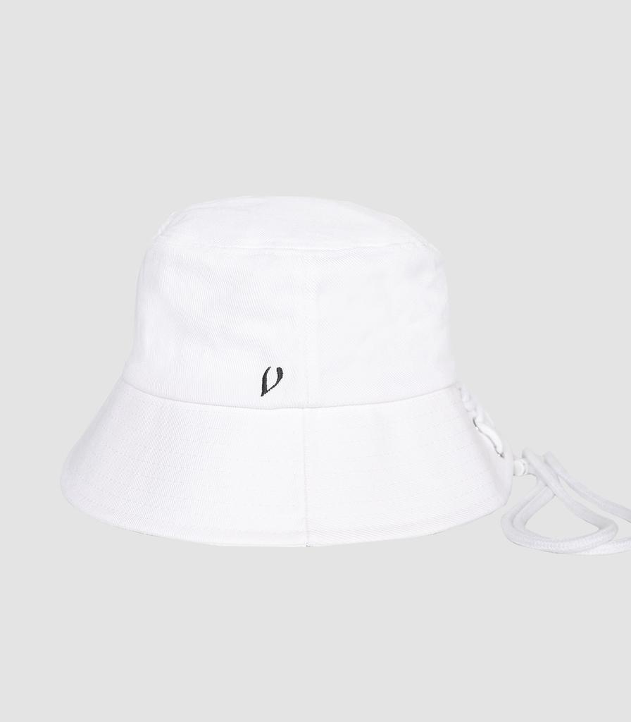 VIBRATE String Point Bucket Hat (White)