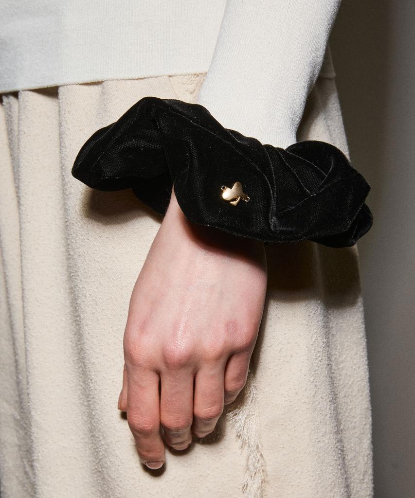 Sparkling Piece Sp Classic Velvet Scrunchie