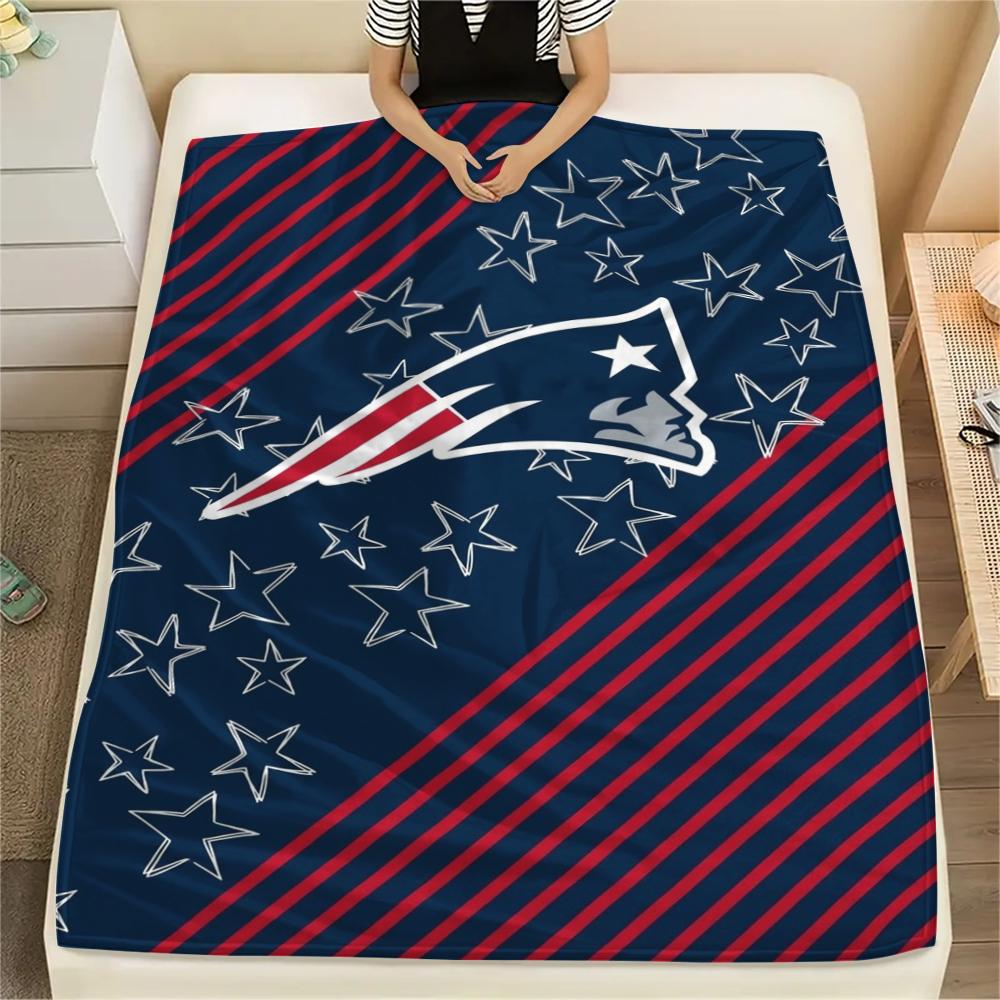New England Patriots Print Flannel Blanket, High Quality Comfortable for All Seasons, Home Decor, Warmth and Comfort, Perfect for Christmas Gifts