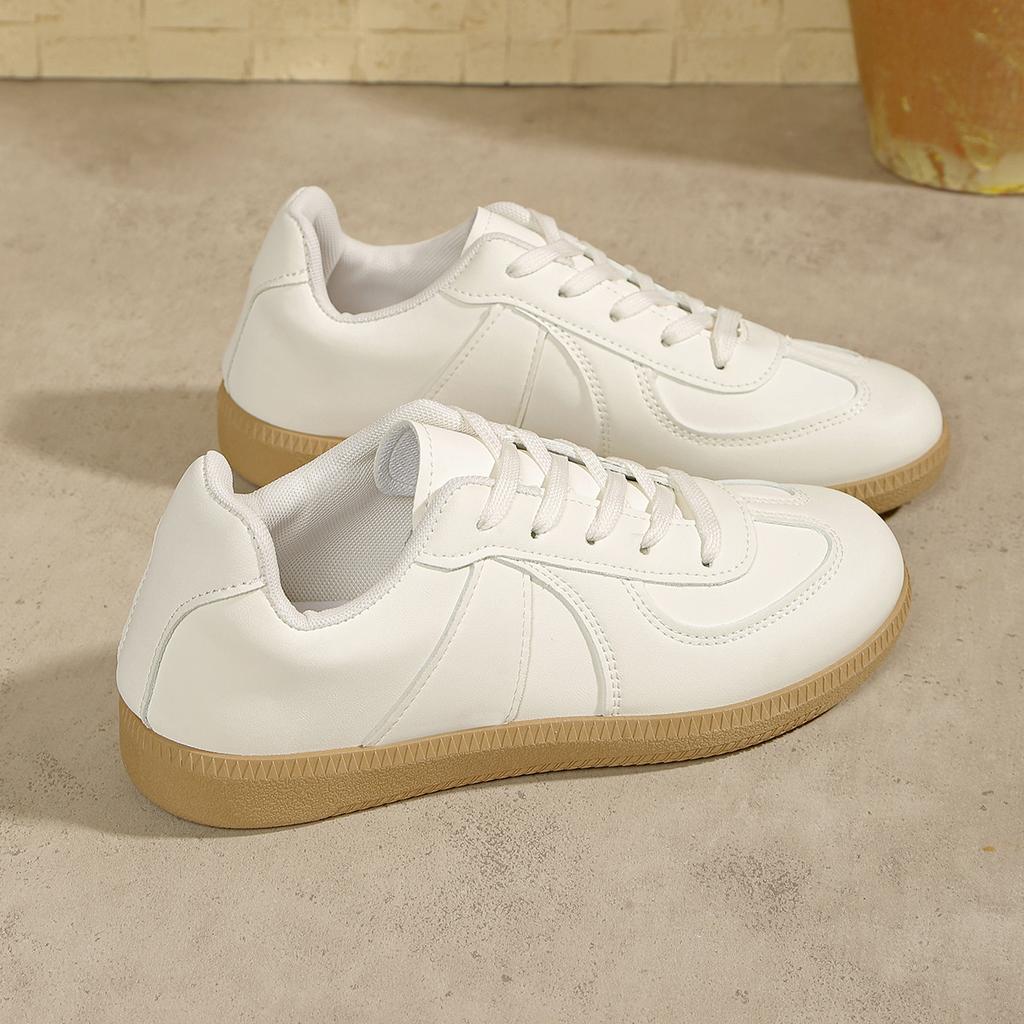 Explodierendes Feuer Deutsche Trainingsschuhe Damenschuhe 2025 Frühling und Herbst Neue Freizeitschuhe Retro Vielseitige Boardschuhe Kleine Weiße Schuhe Flache Schuhe